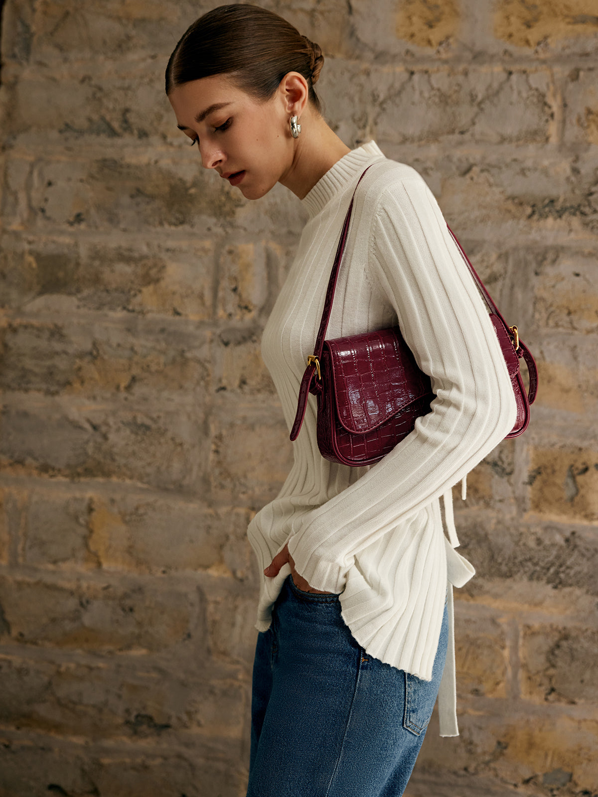 Croc Pattern Shoulder Bag  Wine Red Vegan Leather Design - Product example