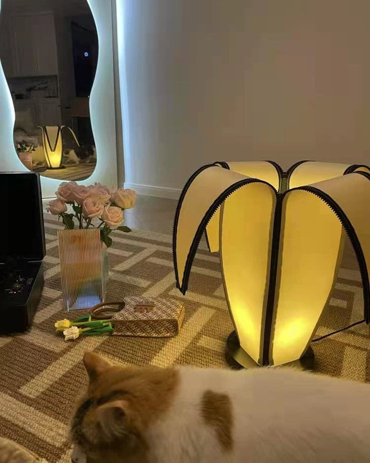 Artistic Table Lamp  Banana Leaf Design With Warm Glow - Product detail 41