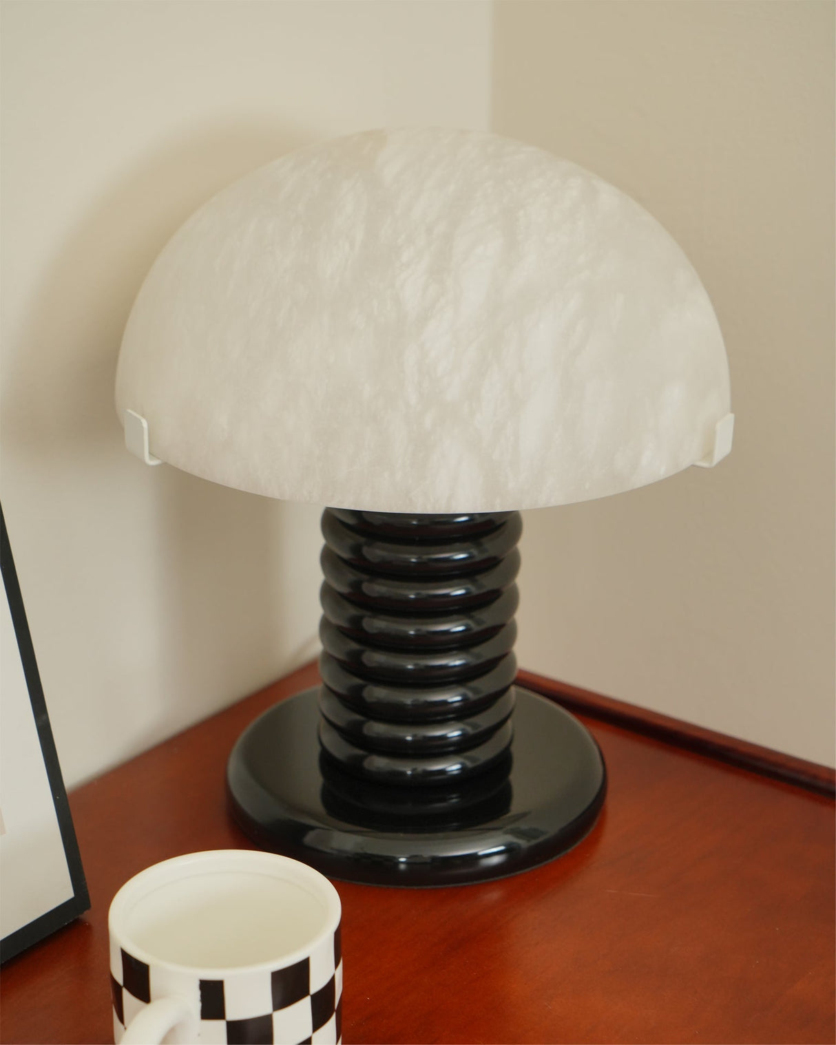 Modern Alabaster Table Lamp  Black Ribbed Base Design - Product detail 11