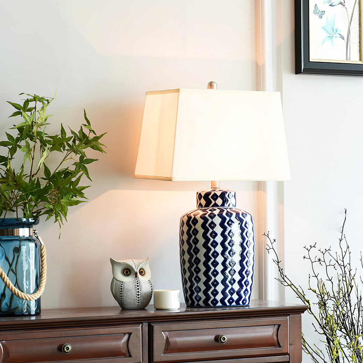 Geometric Table Lamp  Blue White Porcelain Design - Product detail 9