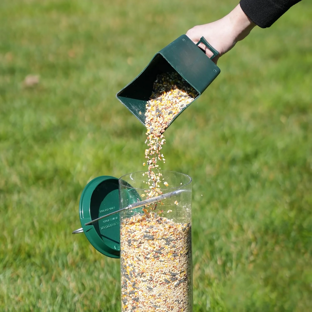 Wild Bird Feeder  Anti-Squirrel Spinning Perch Design - Product detail 4