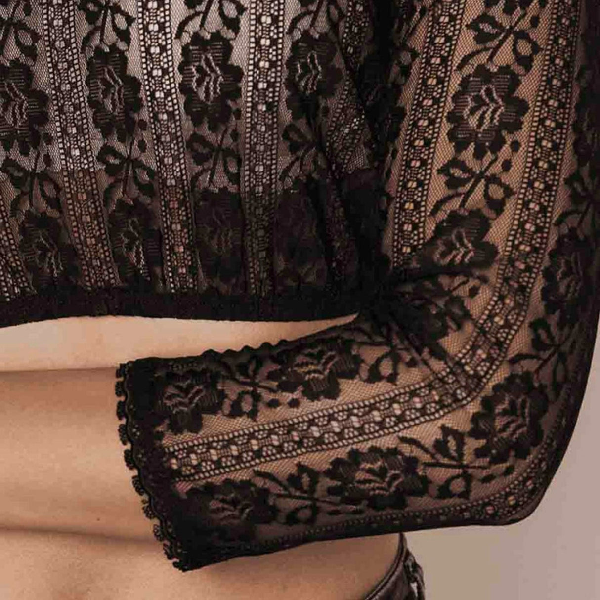 Floral Lace Crop Top  Traditional Bavarian Design - Product detail 5