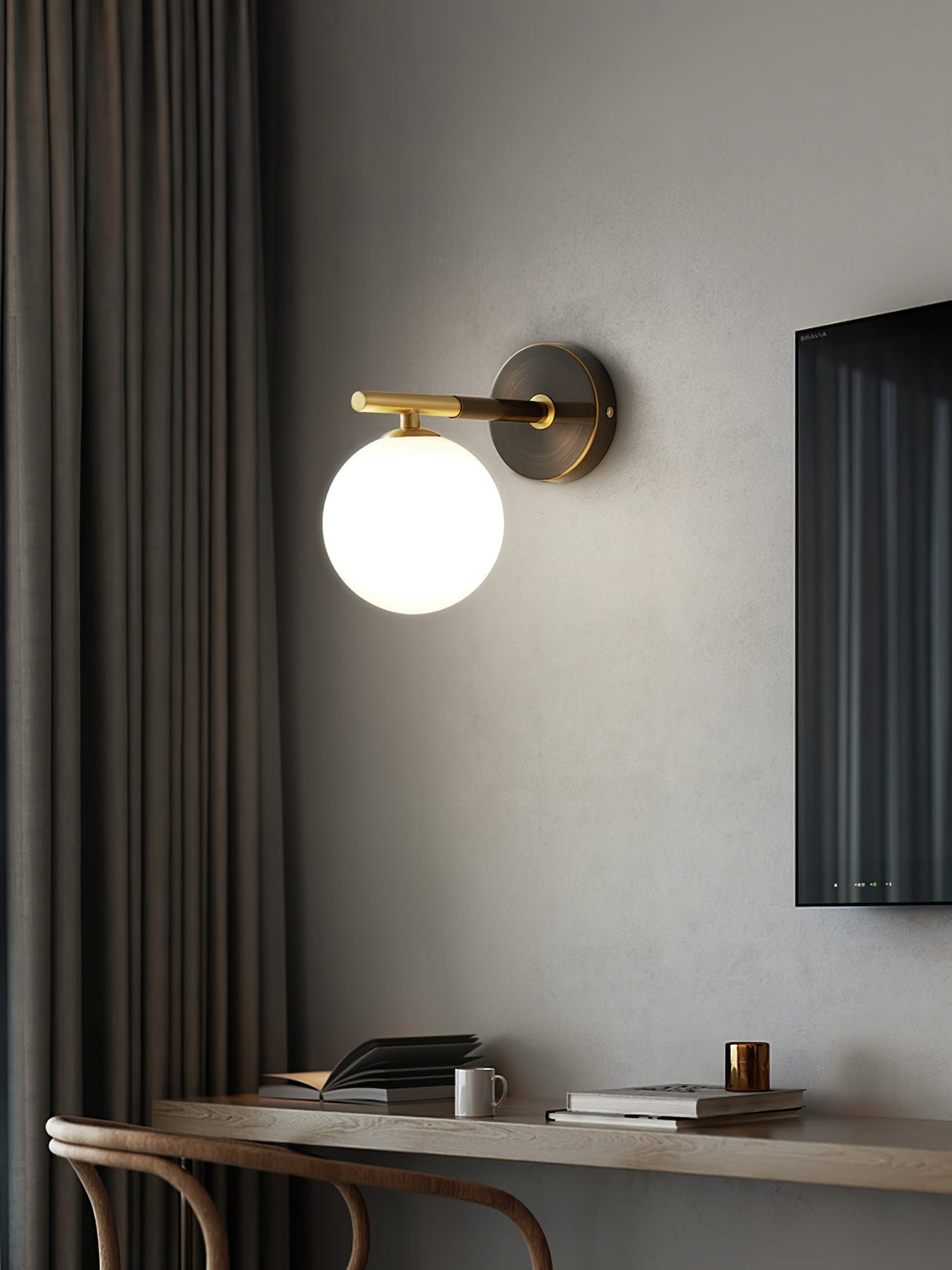 Modern Dual Globe Wall Light  Brass Finish Sconce - Product detail 8
