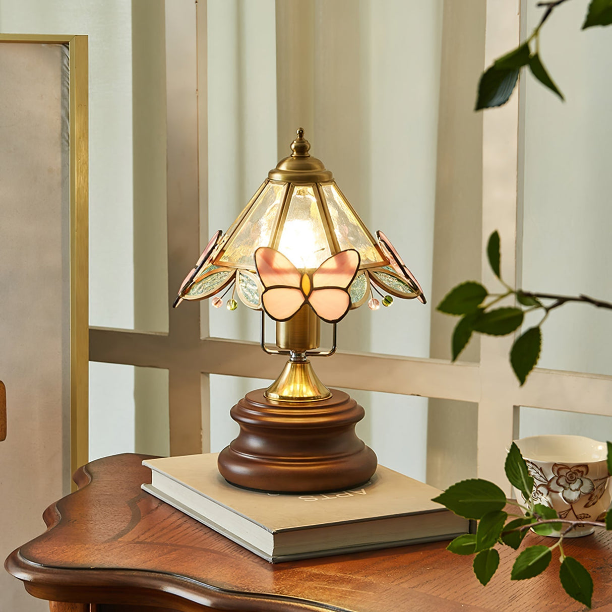Butterfly Table Lamp  Tiffany Glass Shade with Pink Wings - Product detail 5