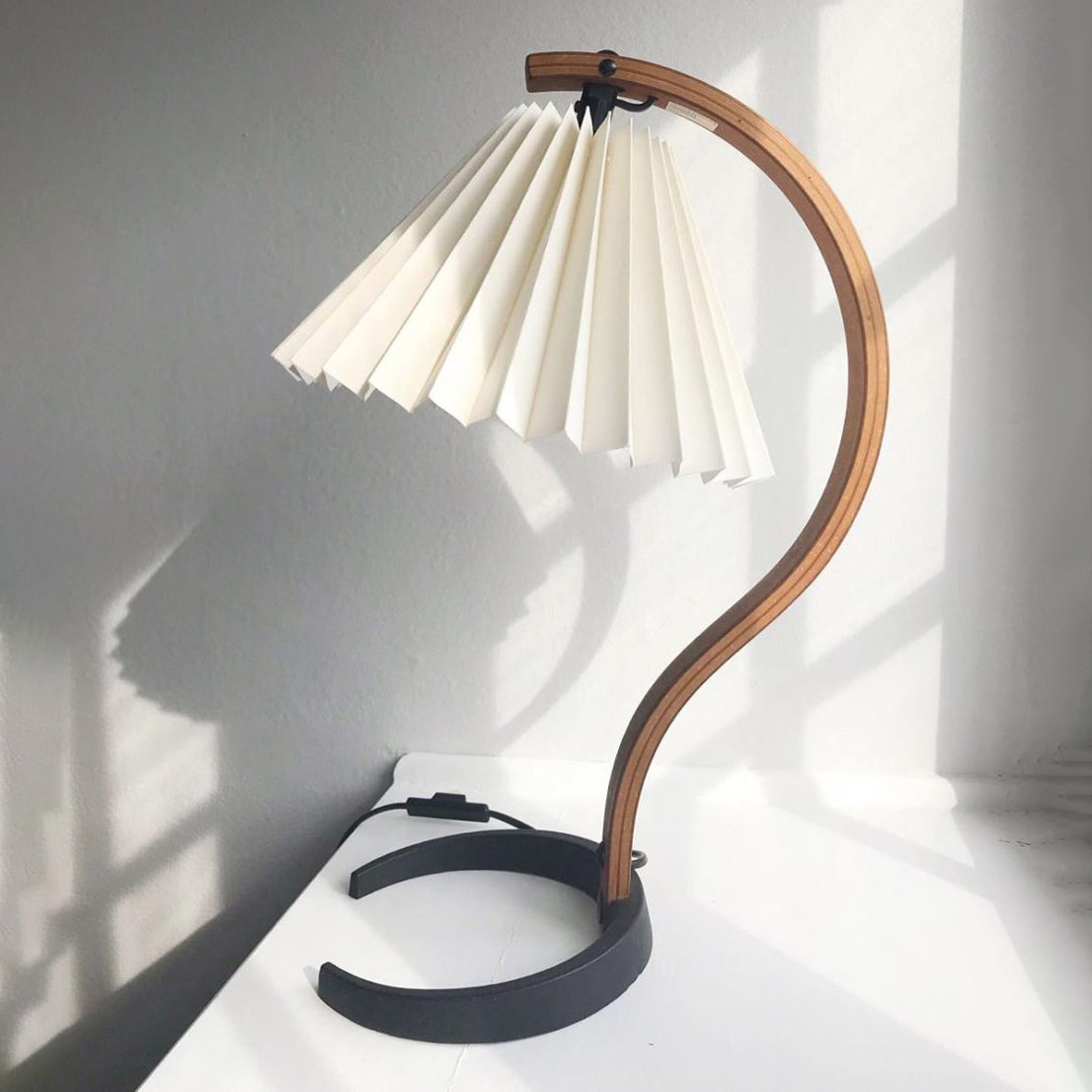 Scandinavian Table Lamp  Curved Wood  Pleated Shade - Product detail 22