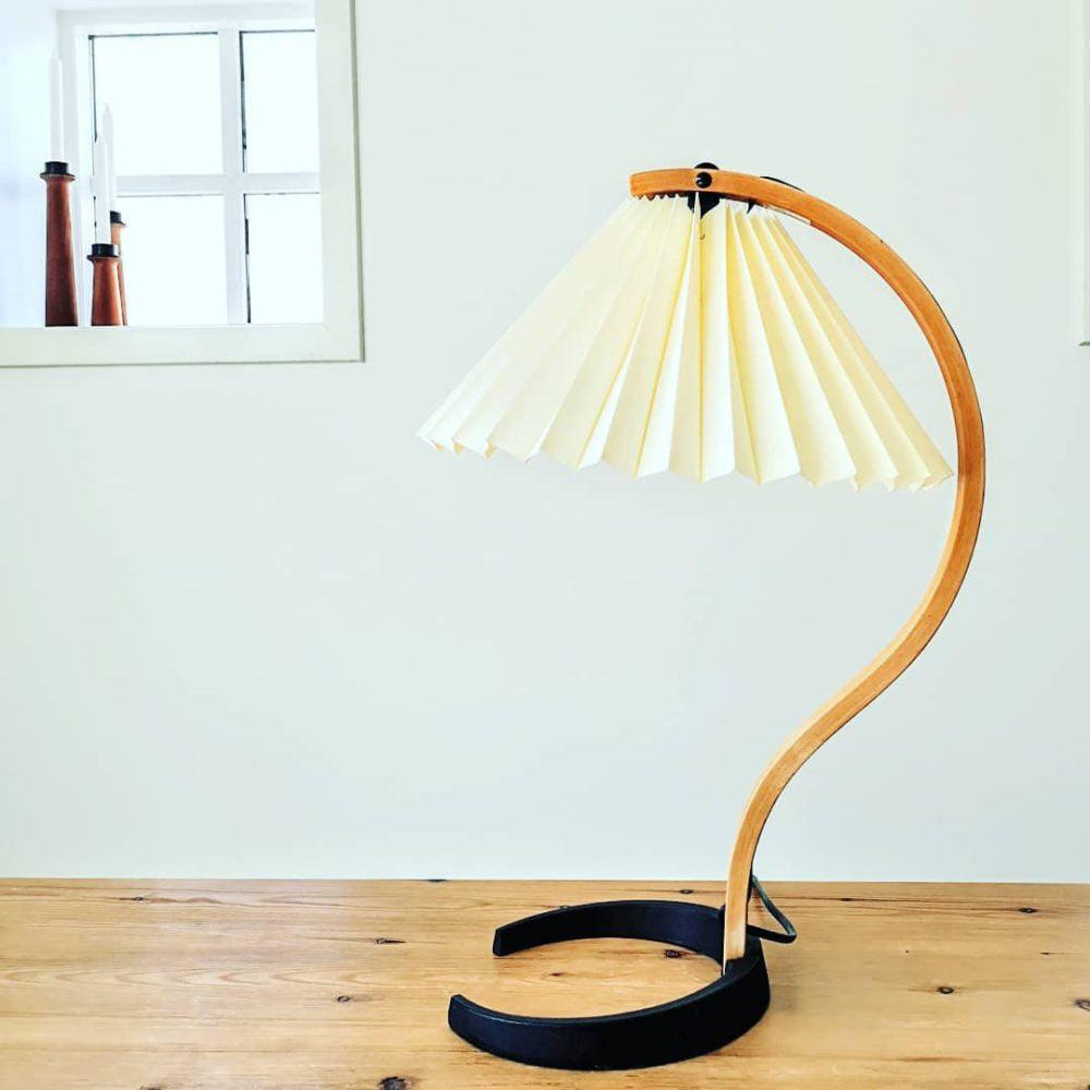 Scandinavian Table Lamp  Curved Wood with Pleated Shade - Product detail 15
