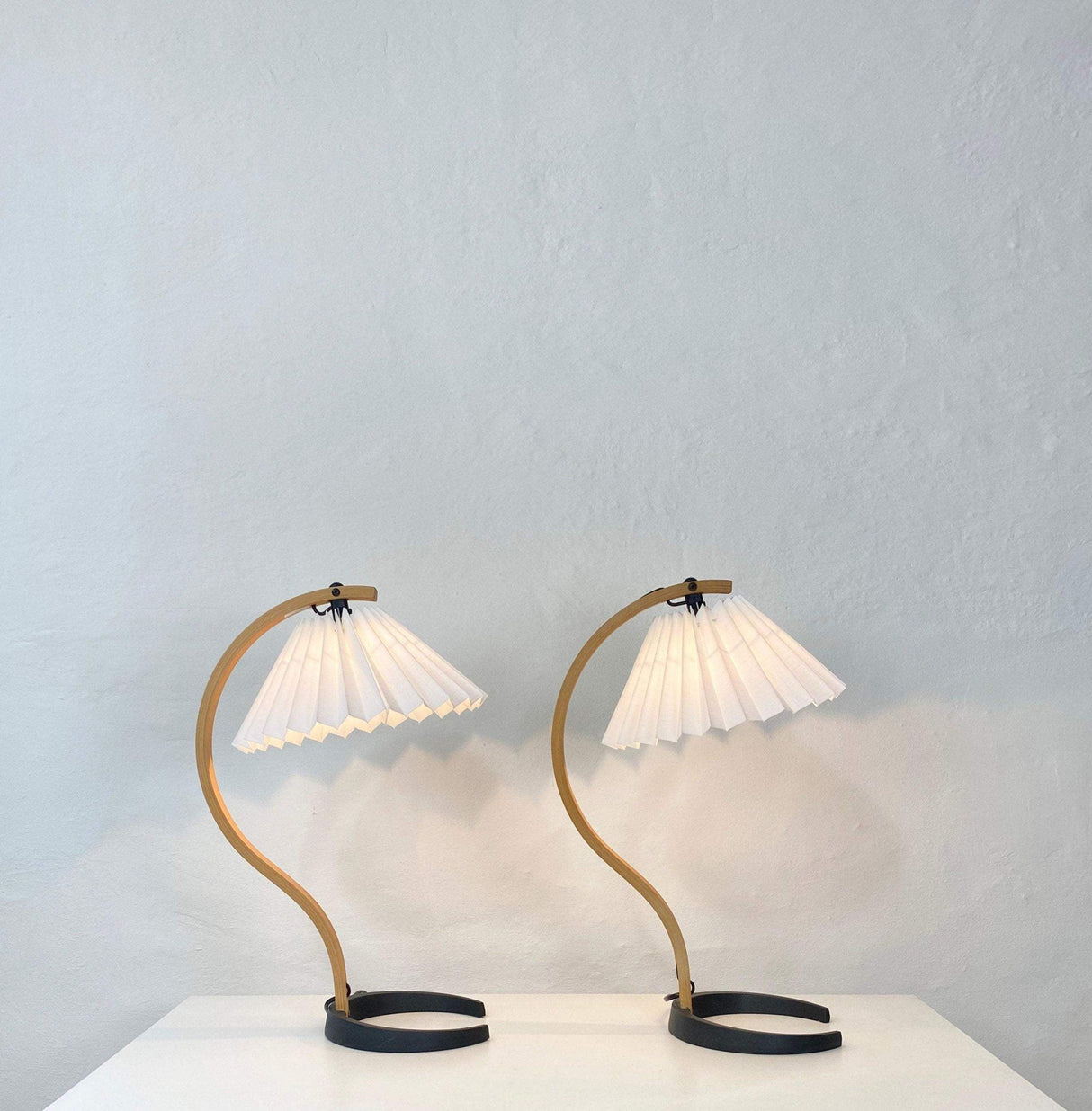 Scandinavian Table Lamp  Curved Wood with Pleated Shade - Product detail 34
