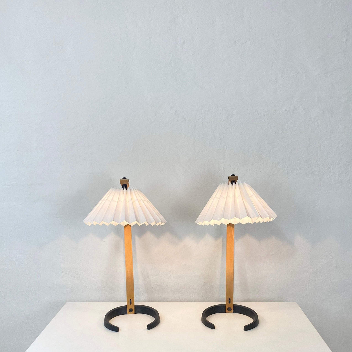 Scandinavian Table Lamp  Curved Wood with Pleated Shade - Product detail 16