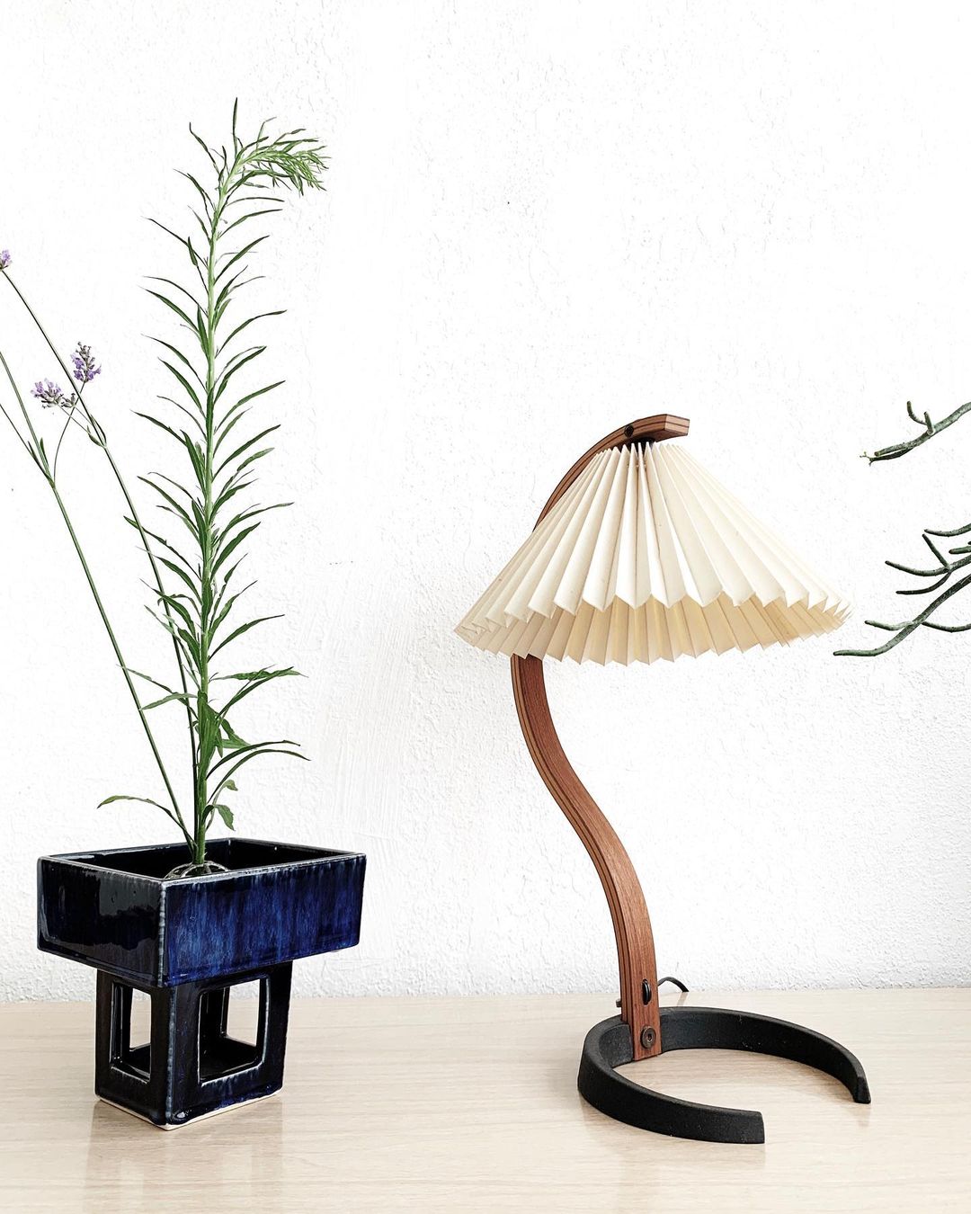 Scandinavian Table Lamp  Curved Wood with Pleated Shade - Product detail 35