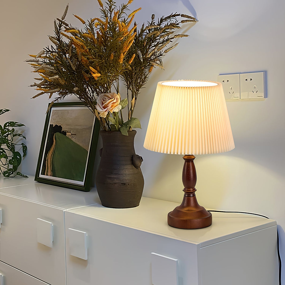 Traditional Table Lamp  Walnut Base With Pleated Shade - Product detail 8