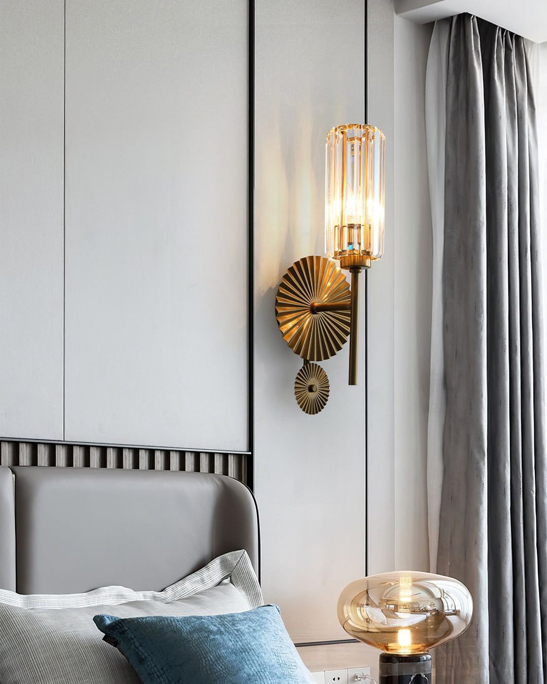 Art Deco Wall Sconce  Crystal Glass Cylinder With Brass Sunburst - Product detail 10