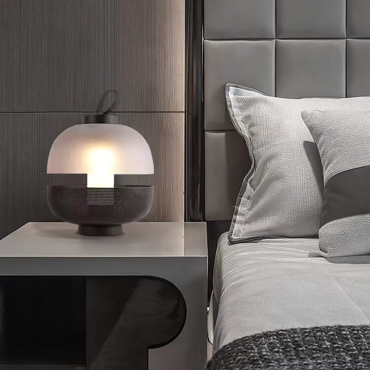 Modern Table Lamp  Mesh Metal and Frosted Glass Design - Product detail 6