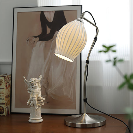 Ceramic Table Lamp  Ribbed Shade Design - Product detail 4