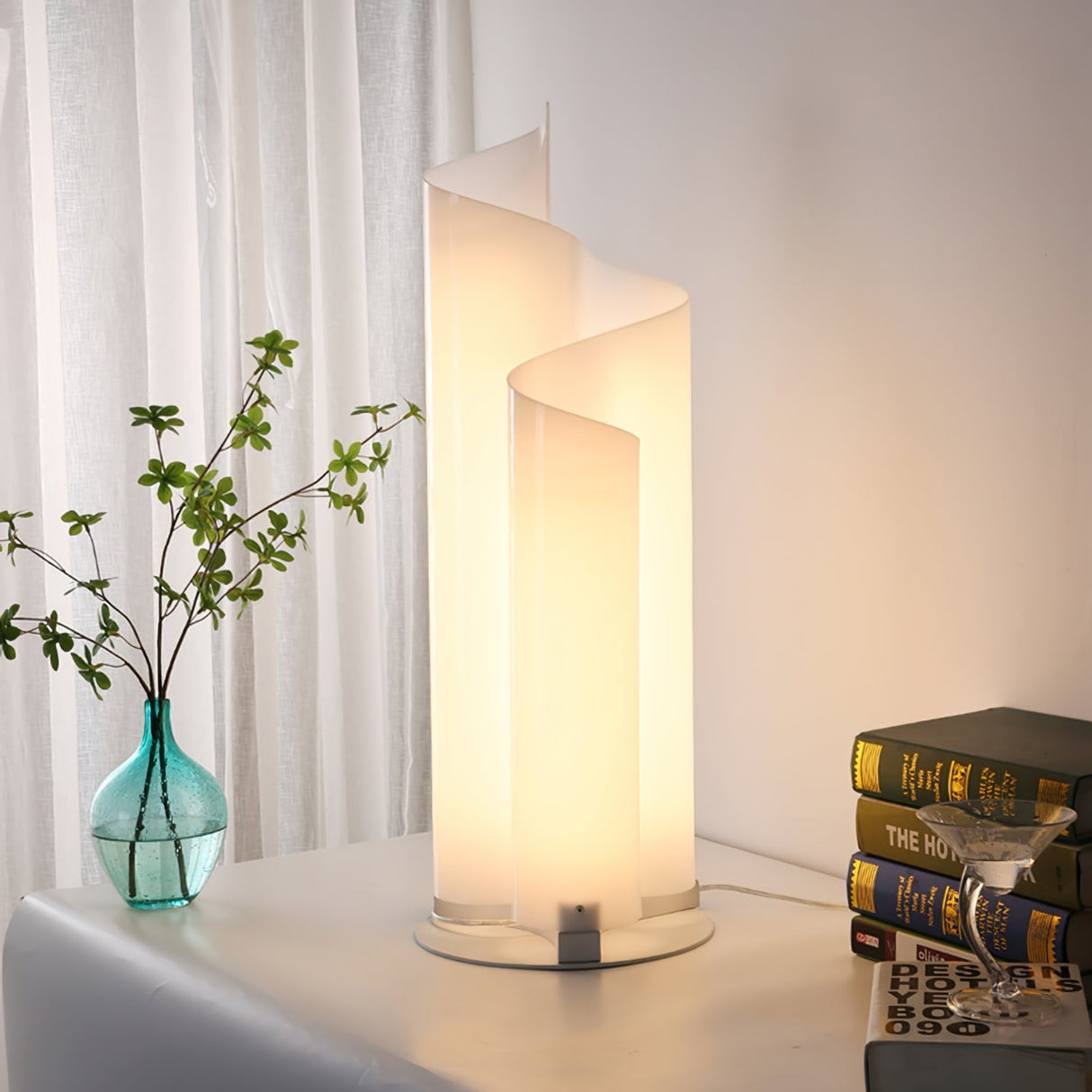 Modern LED Table Lamp  Minimalist Spiral Design - Detailed view