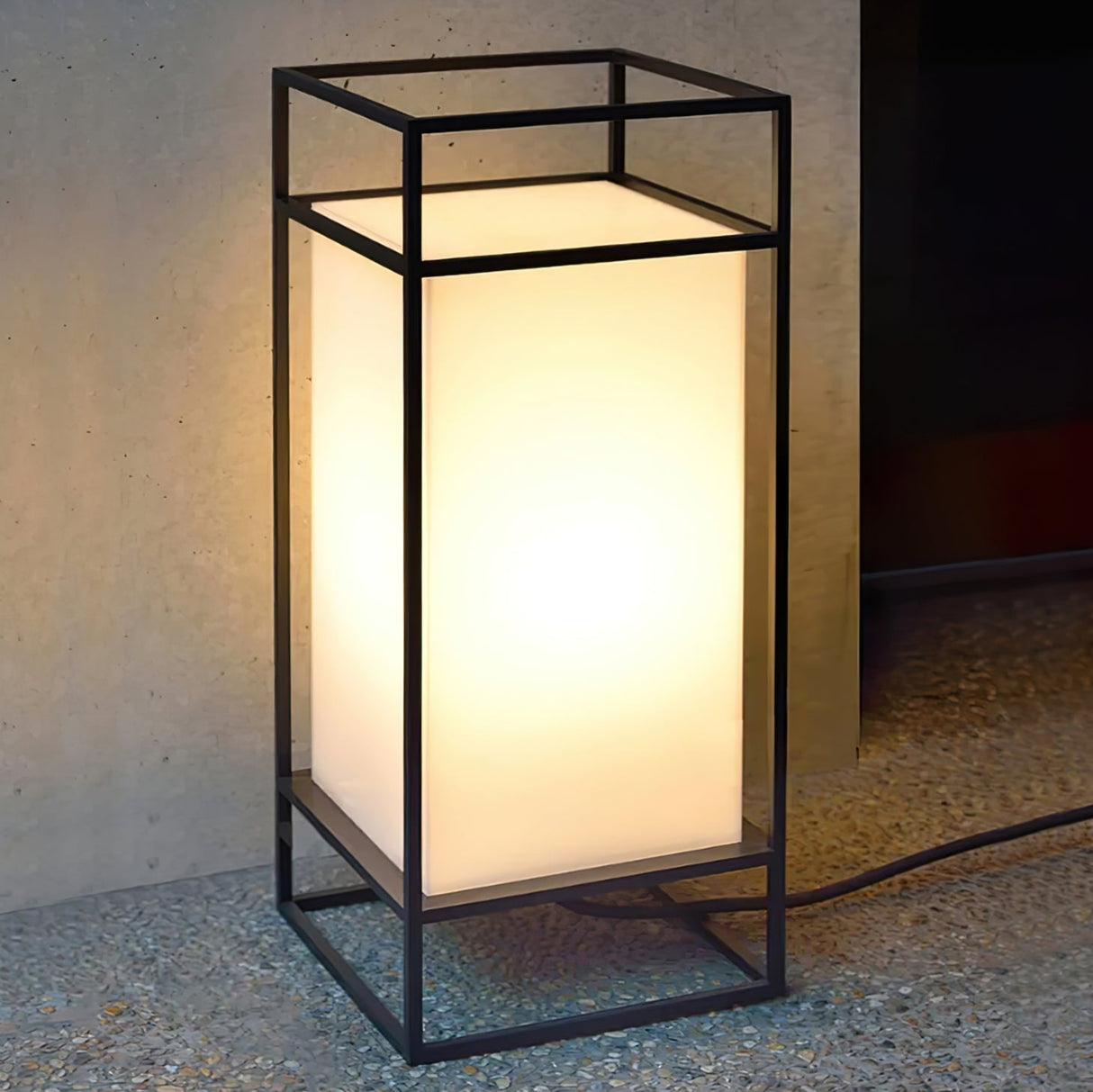 Modern Outdoor Floor Lamp  Black Frame Waterproof Design - Product detail 19