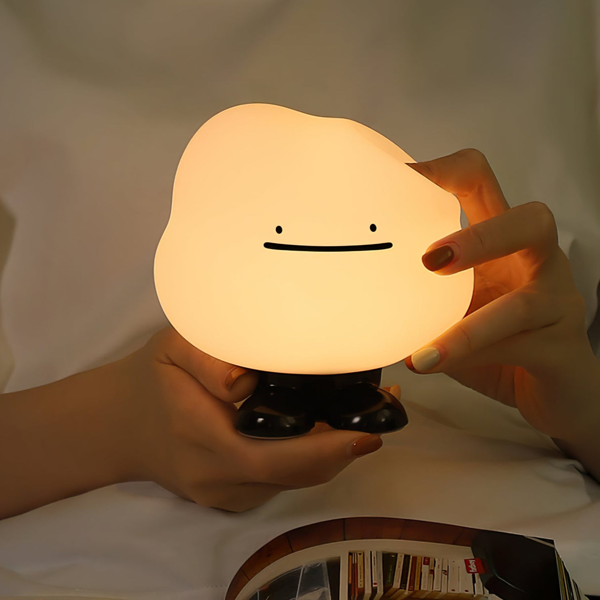 Modern Cloud Table Lamp  Touch Control LED Night Light - Product detail 6