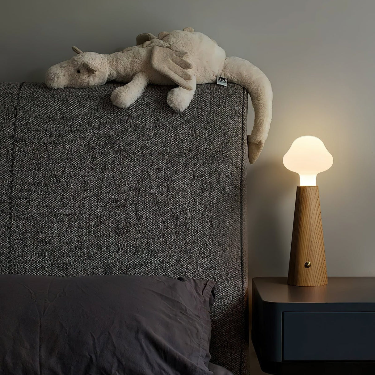 Cloud Table Lamp  Natural Wood Base with LED Light - Product detail 19
