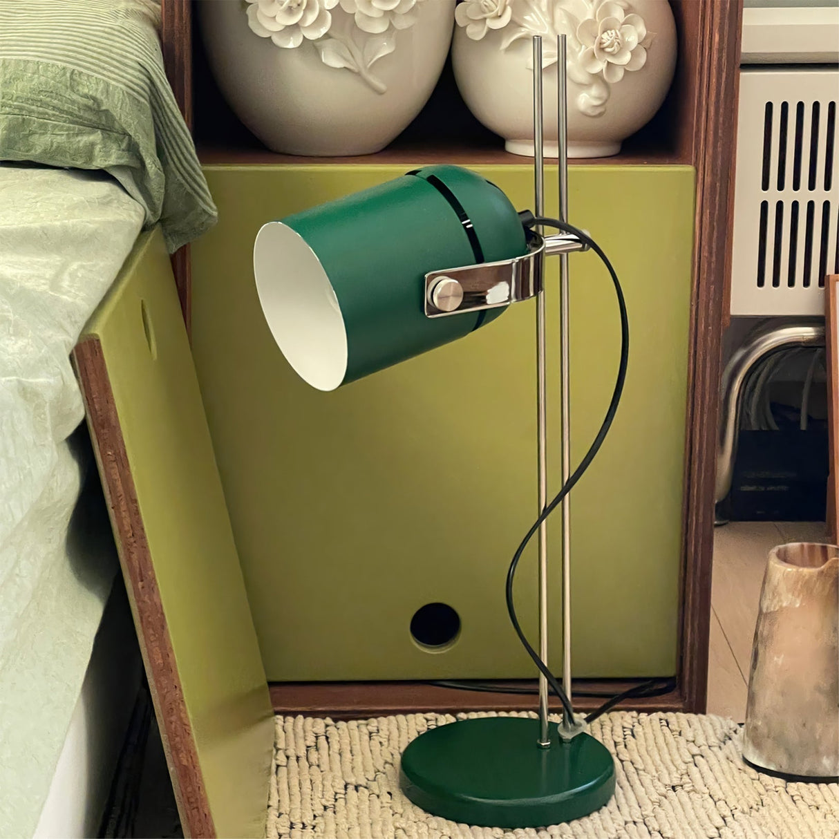 Modern Task Table Lamp  Adjustable Green Metal Design - Product detail 6