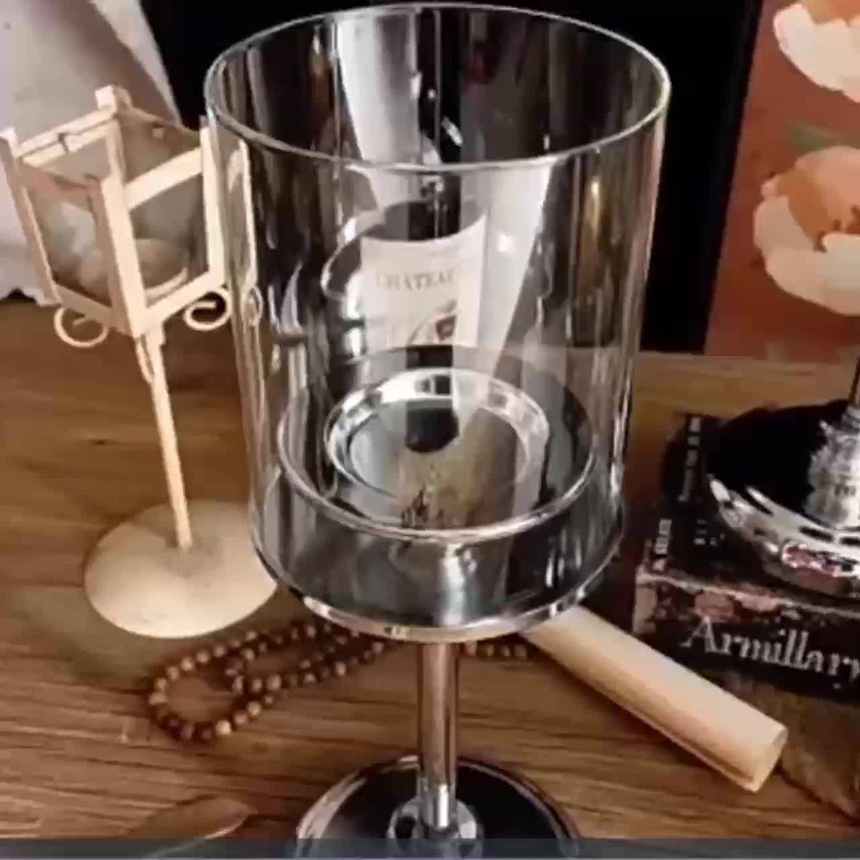 Luxury Candle Holders Set  Glass Cylinder Metal Base Design - Product detail 10