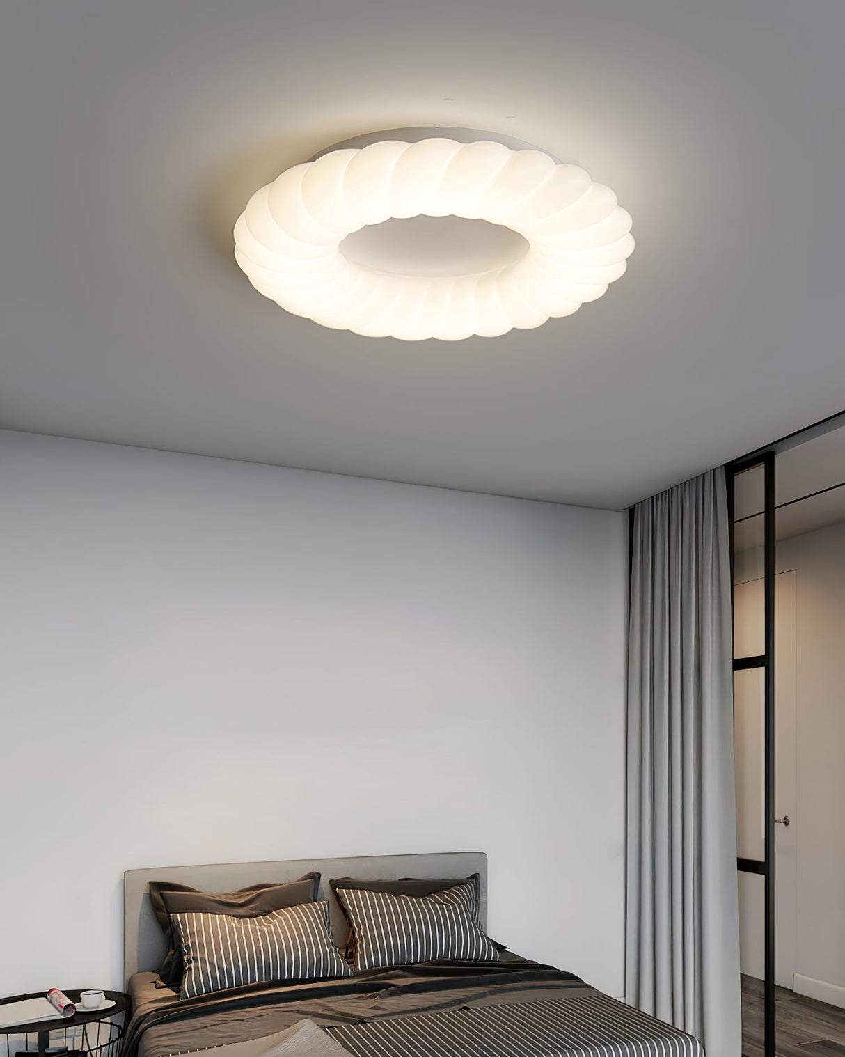 Modern Ceiling Light  White Sculptural Donut Design - Product detail 14
