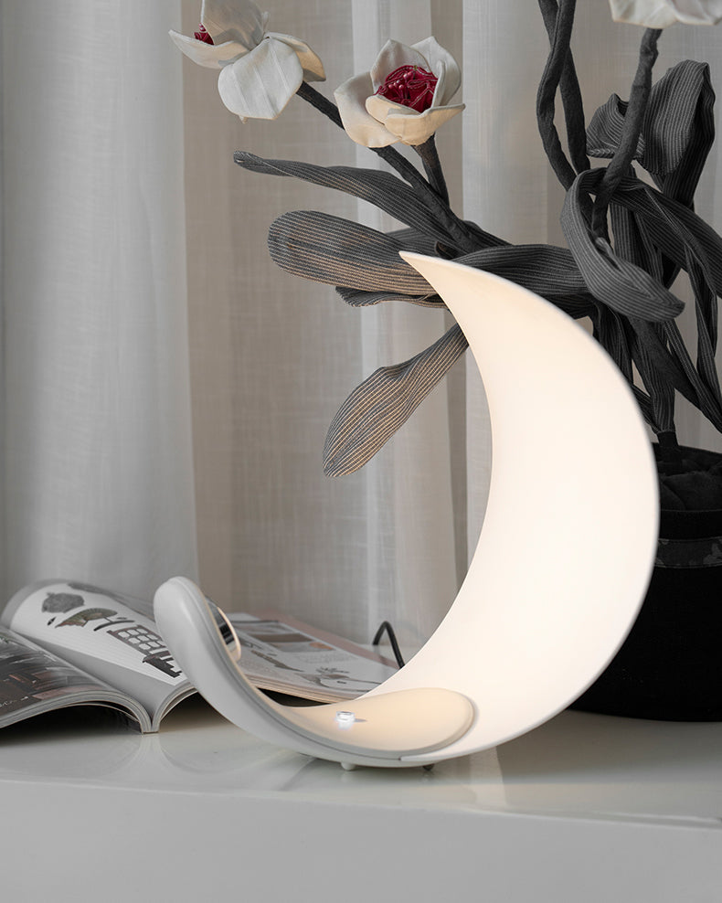 Modern Curl Table Lamp  White Aluminum Design - Product detail 21