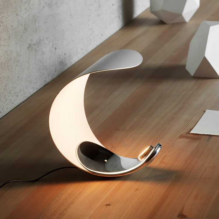 Modern Curl Table Lamp  White Aluminum Design - Detailed view