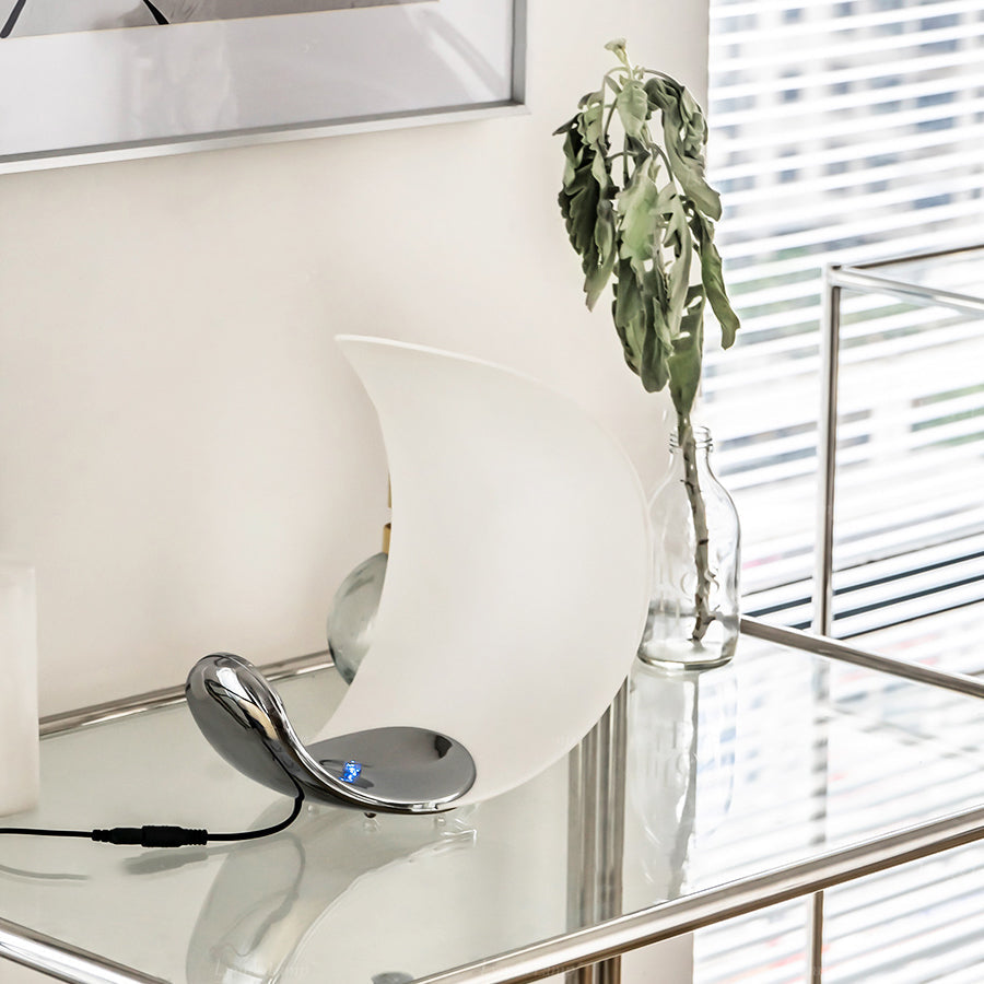 Modern Curl Table Lamp  White Aluminum Design - Product detail 13