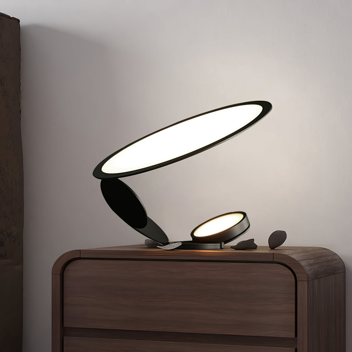 Modern Table Lamp  Curved Metal Design With Dual Light Rings - Product detail 6
