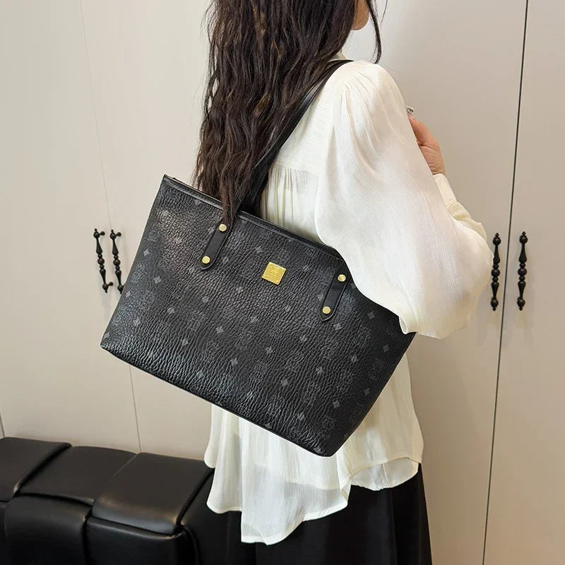 Designer Leather Tote Bag  Vintage Pattern Print With Gold Accents - Product detail 11