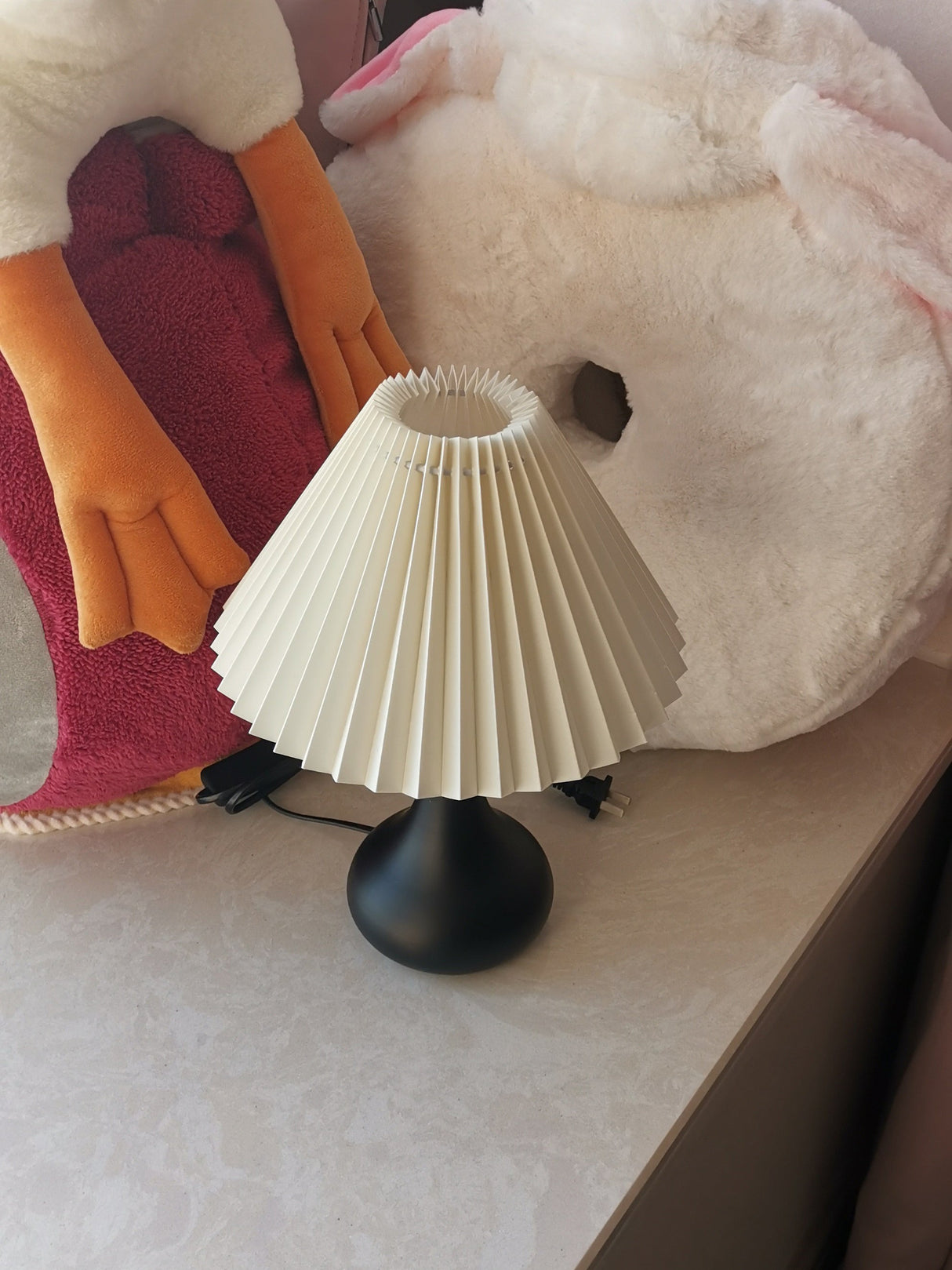 Modern Table Lamp  Black Base With Pleated Shade - Product detail 28