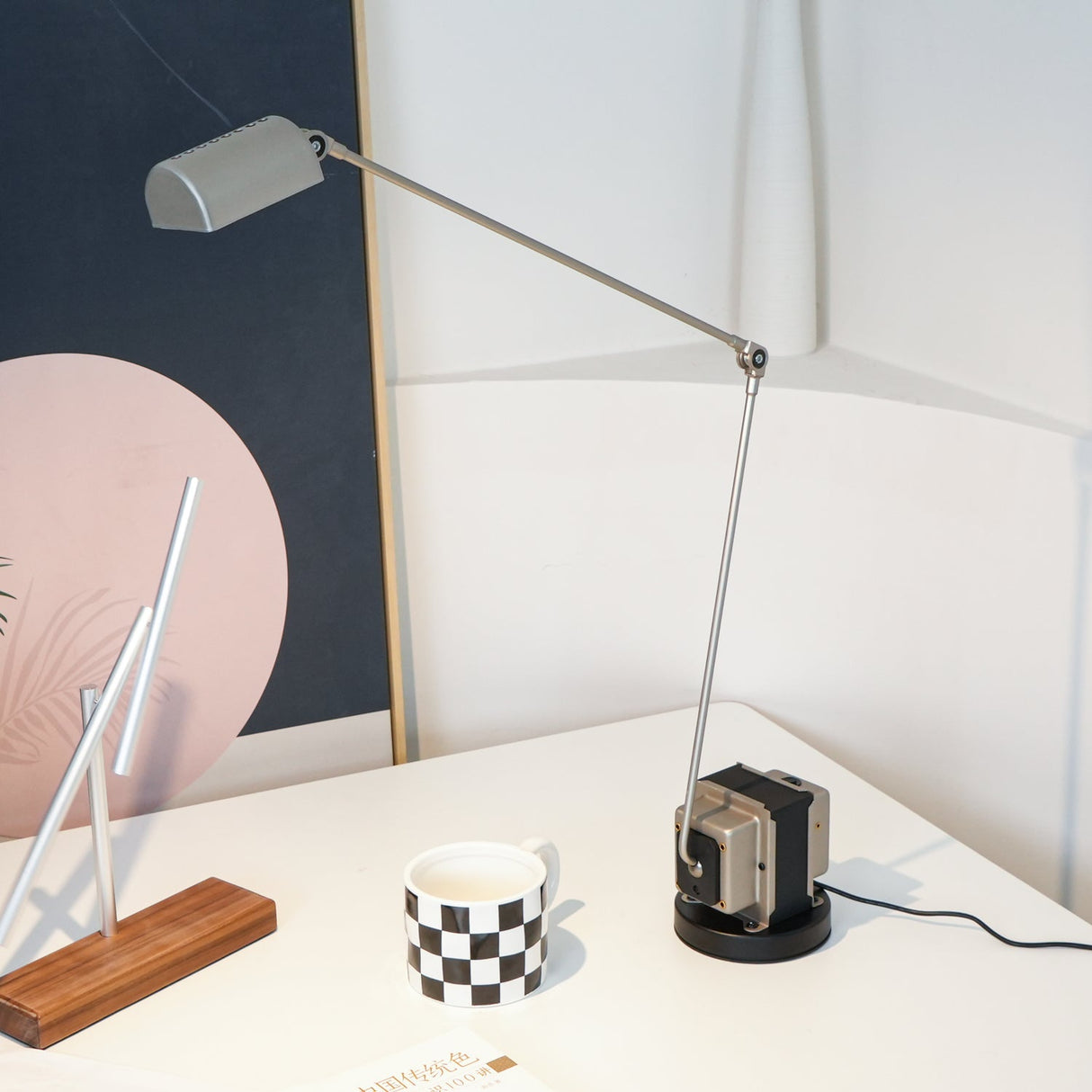 Modern LED Desk Lamp  Rotating Arm With Dimming Control - Product detail 21