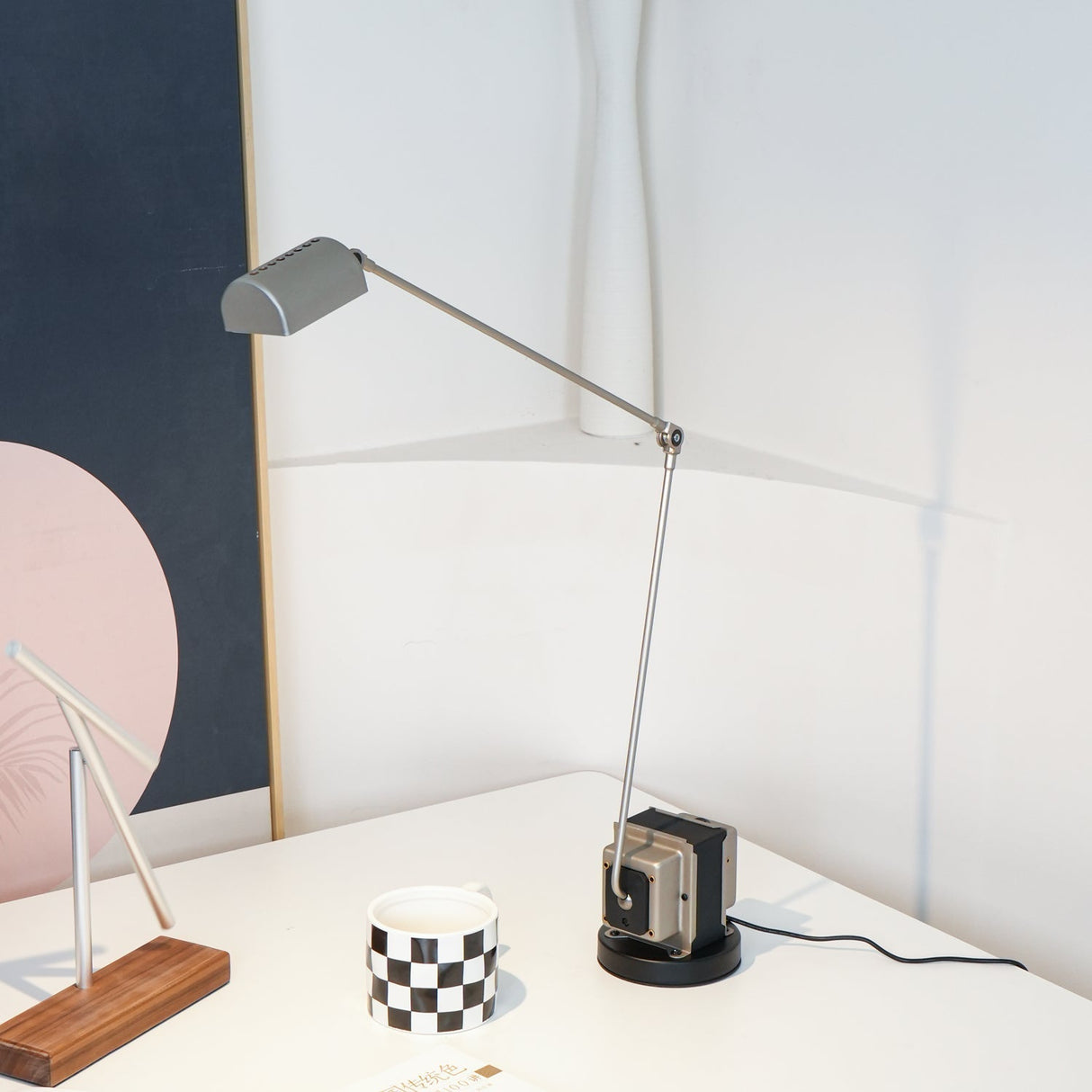 Modern LED Desk Lamp  Rotating Arm With Dimming Control - Product detail 34