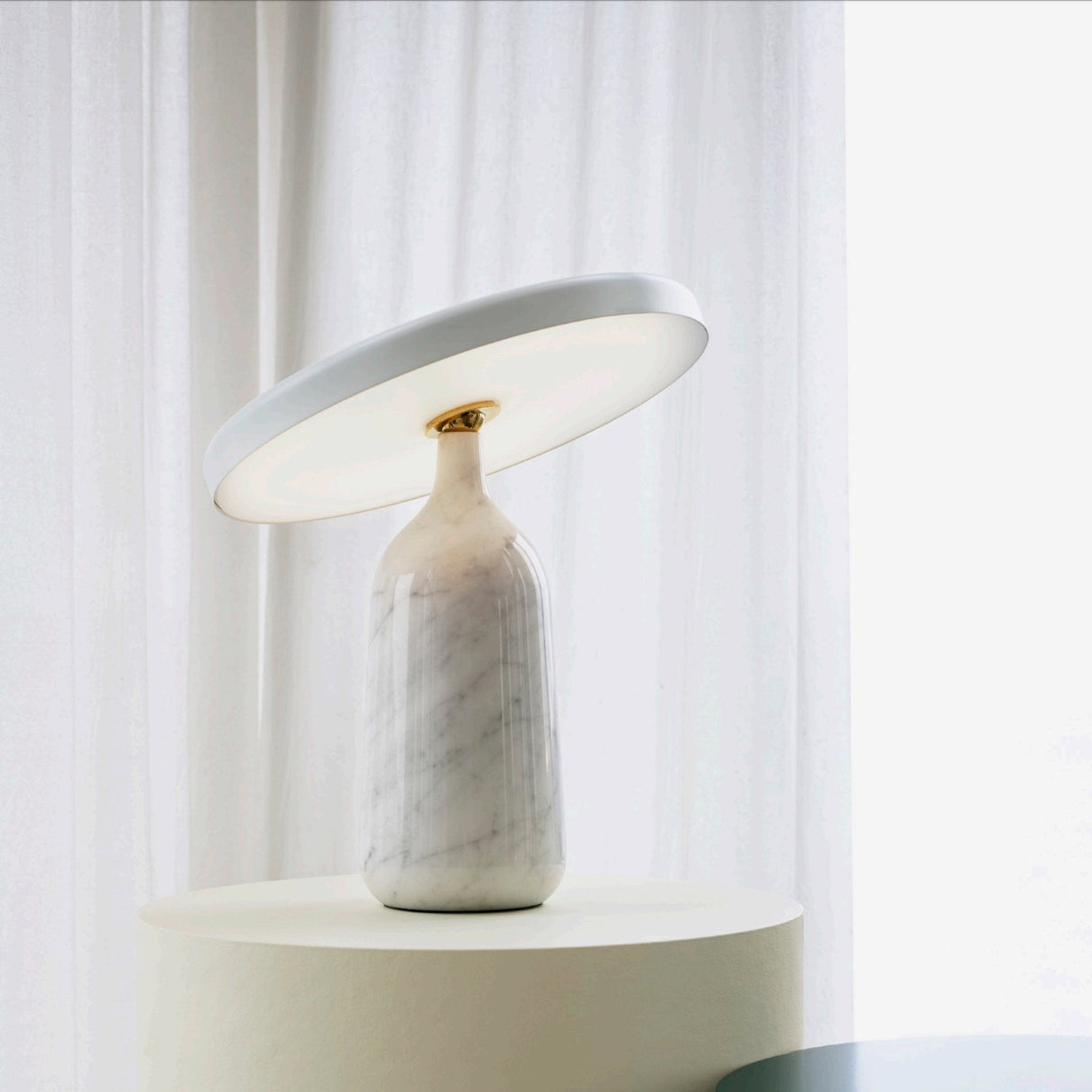 Modern Marble Table Lamp  Adjustable Metal Shade - Product detail 20