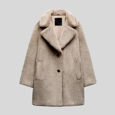 Teddy Winter Coat  Oversized Faux Fur Design - Detailed view