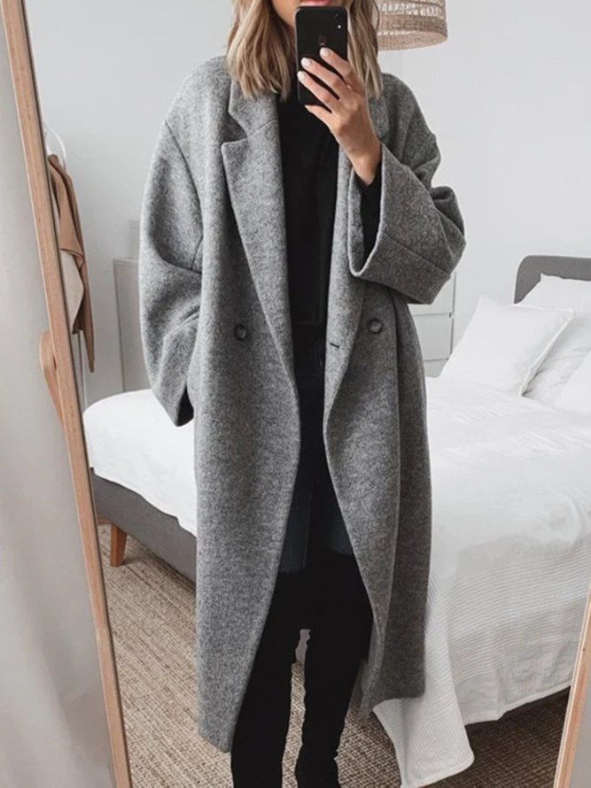 Oversized Winter Coat  Double-Breasted Longline Wool Design - Detailed view
