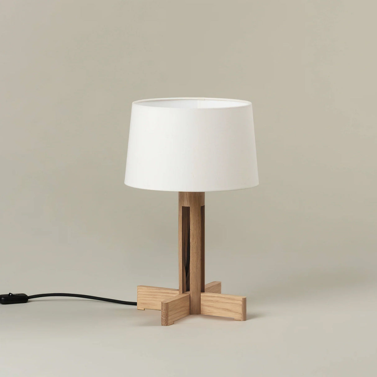 Scandinavian Table Lamp  Oak Cross Base With Linen Shade - Product detail 4