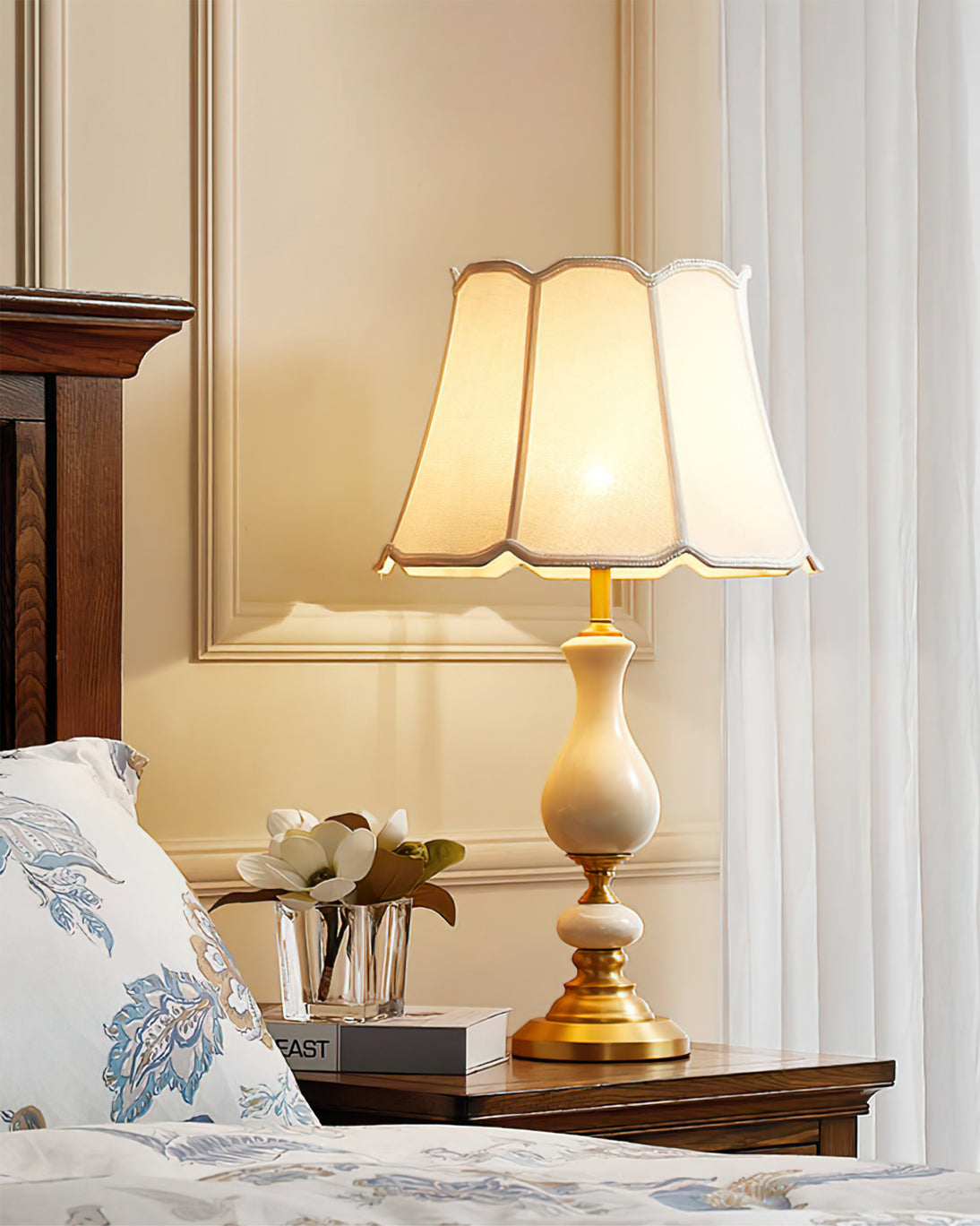 Ceramic Table Lamp  Scalloped Shade with Brass Base - Product detail 7