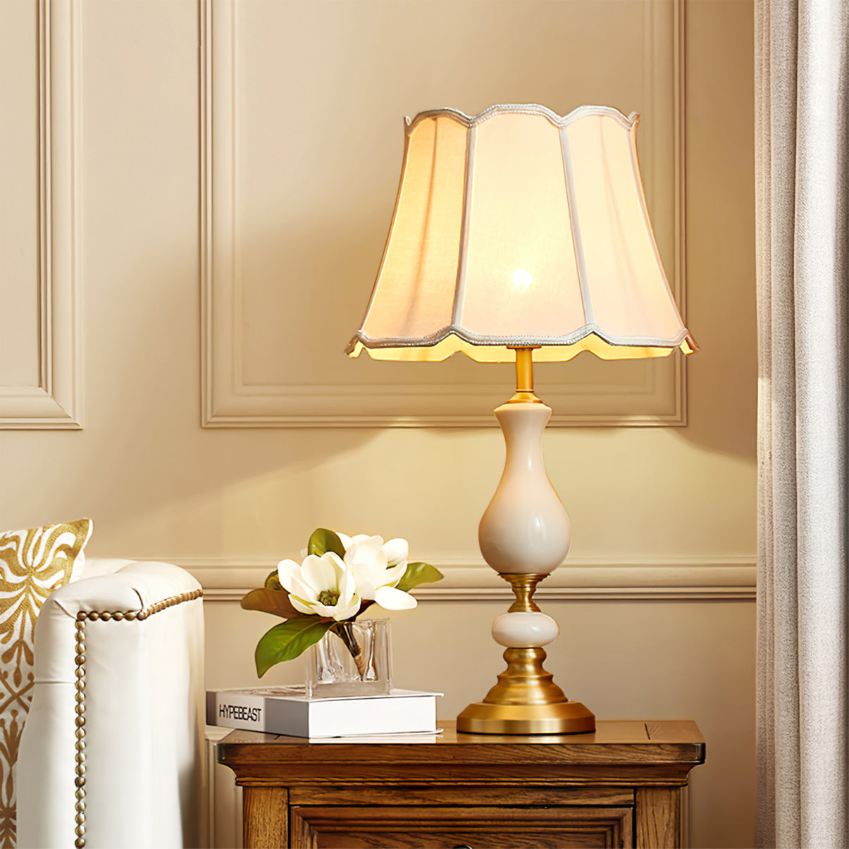 Ceramic Table Lamp  Scalloped Shade with Brass Base - Product detail 4