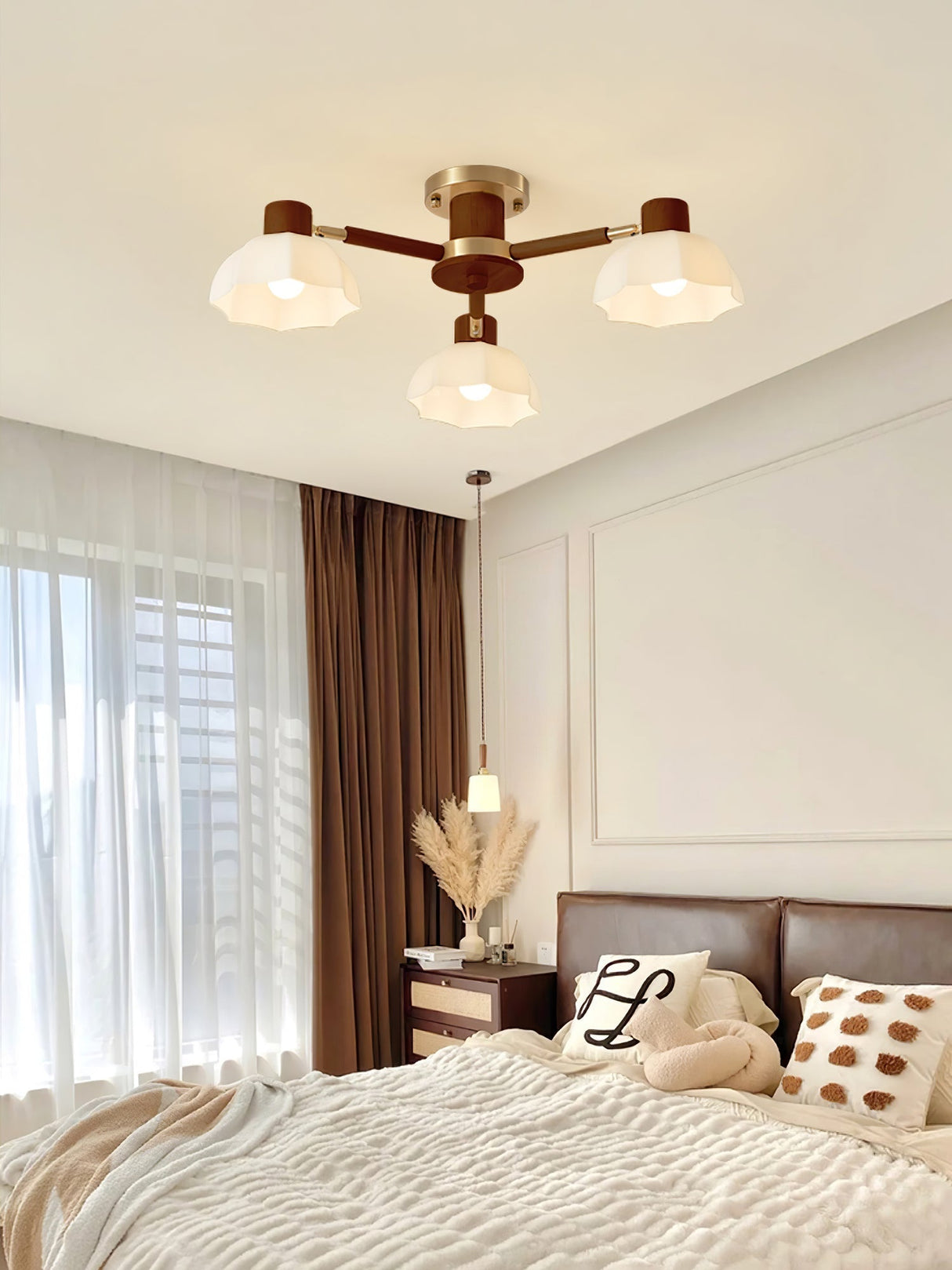 Scandinavian Ceiling Light  Wood and Glass Flower Design - Product detail 17