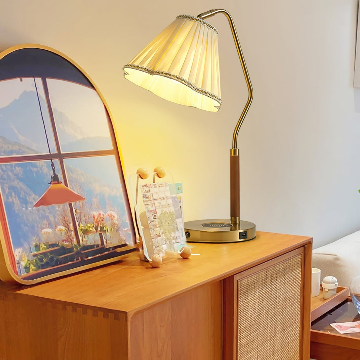 Vintage Table Lamp  Brass Base with Pleated Shade - Product detail 4