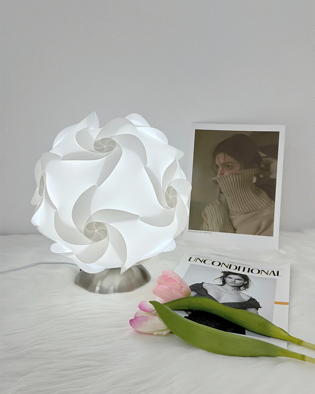 Floral Table Lamp  Sculptural Spiral Shade Design - Product detail 13