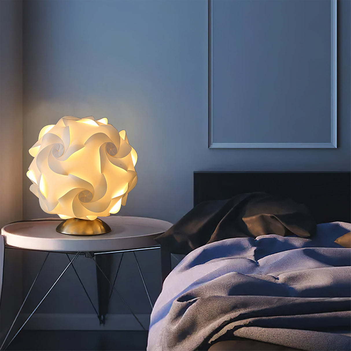 Floral Table Lamp  Sculptural Spiral Shade Design - Product detail 4