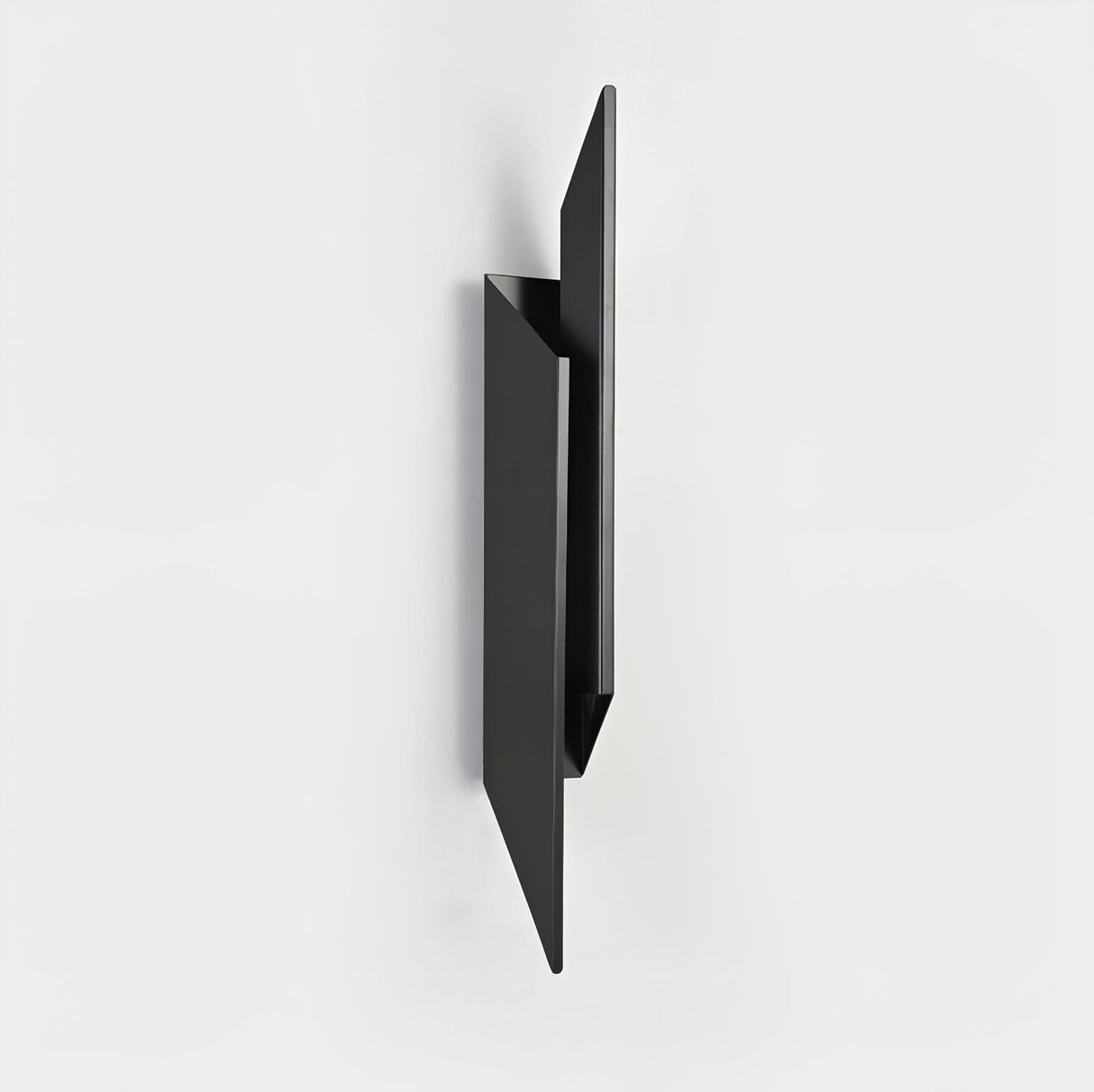Modern LED Wall Light  Golden Angular Design - Product detail 18
