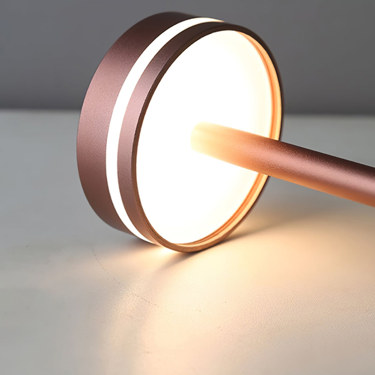 Modern LED Table Lamp  Gold Metal Design with Warm Light - Product detail 17