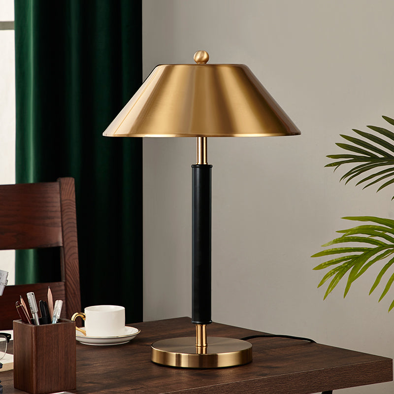 Modern Table Lamp  Black and Gold Metal Design - Detailed view