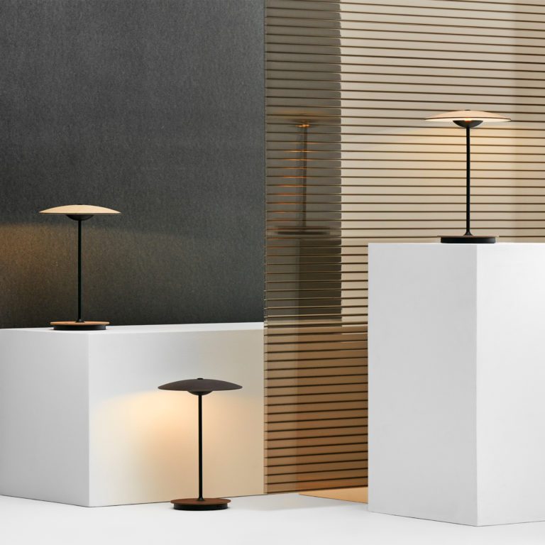 Modern LED Desk Lamp  Ultra-Thin Aluminum Design - Product detail 8
