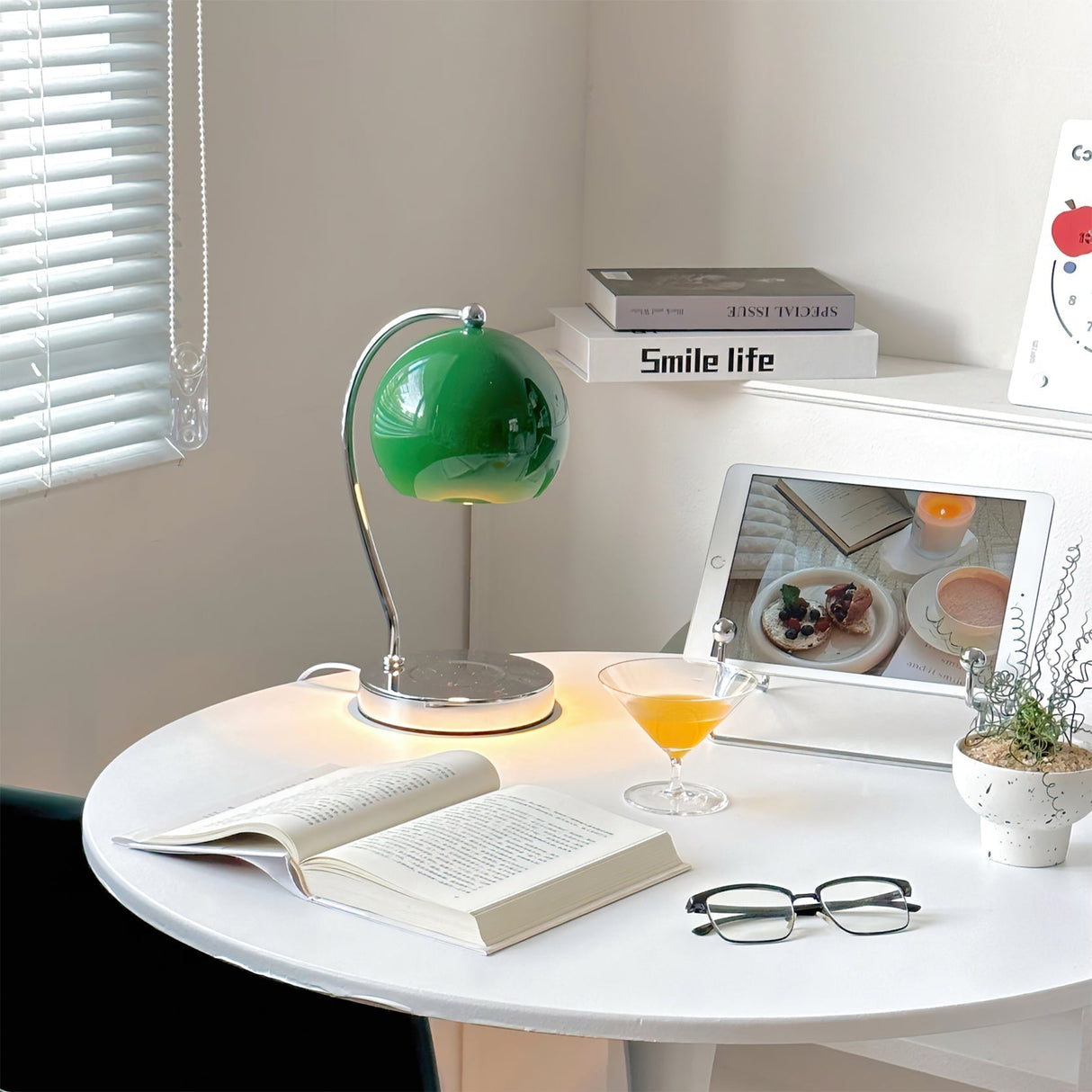 Modern Table Lamp  Glass Dome with Candle Platform - Product detail 4