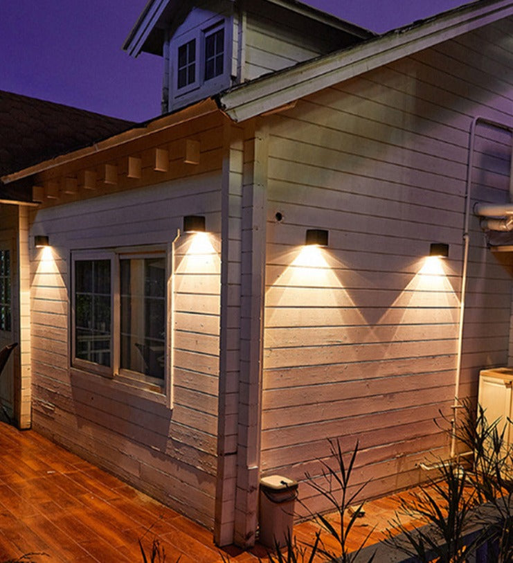 Modern Outdoor Wall Light  Solar Powered Cube Design - Product detail 9