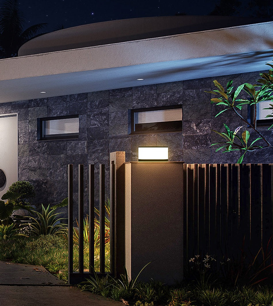 Modern Solar Wall Light  Smart Sensor Outdoor Lamp - Product detail 9