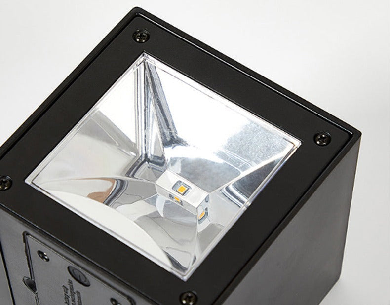 Modern Outdoor Wall Light  Solar Powered Cube Design - Product detail 7